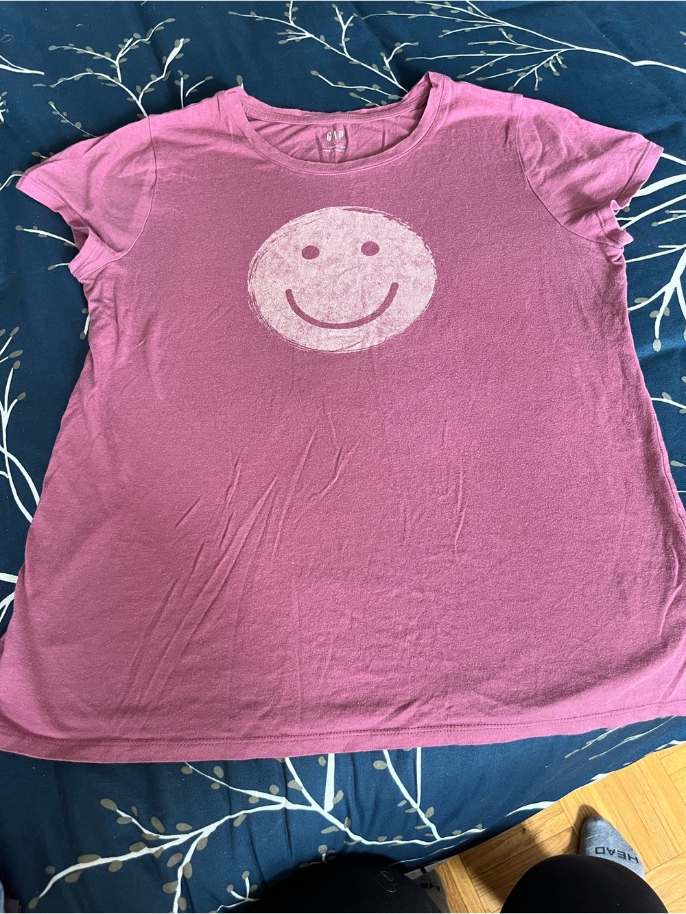 GAP Mauve-Pink Short Sleeve Tee with White Smiley